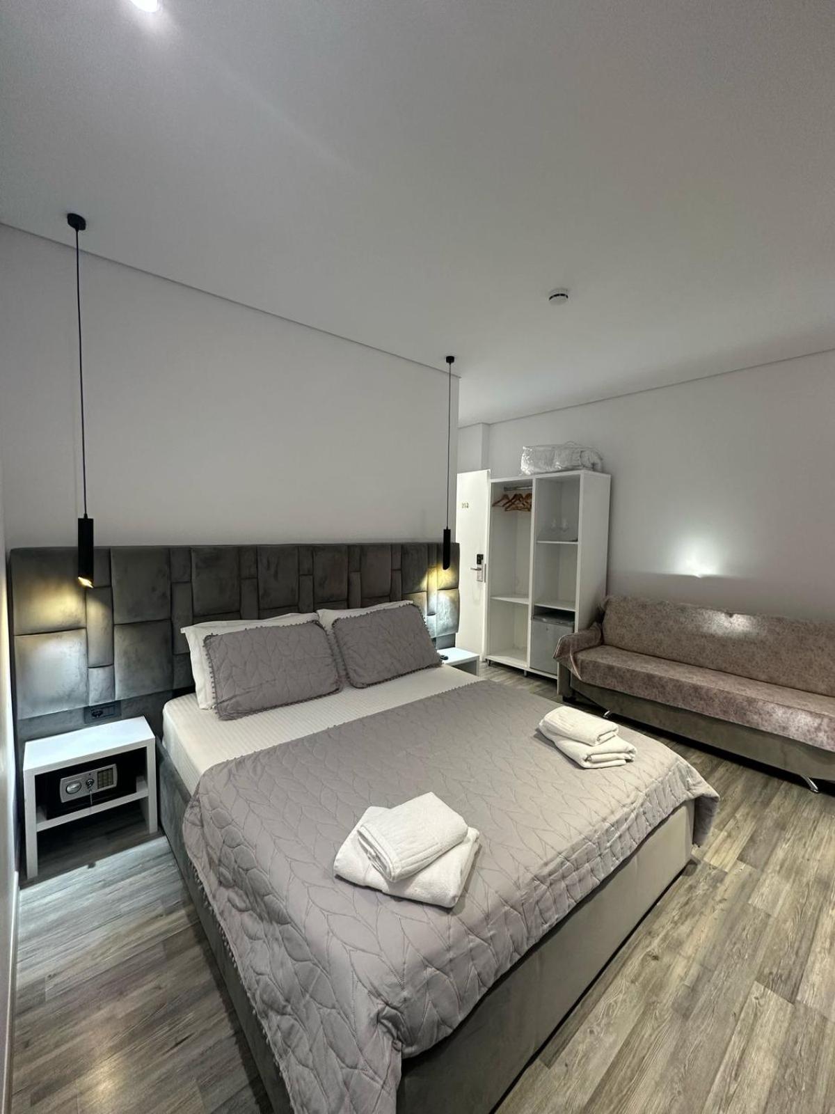 Luxury Villa Alisja Sarande With Private Beach Exterior foto