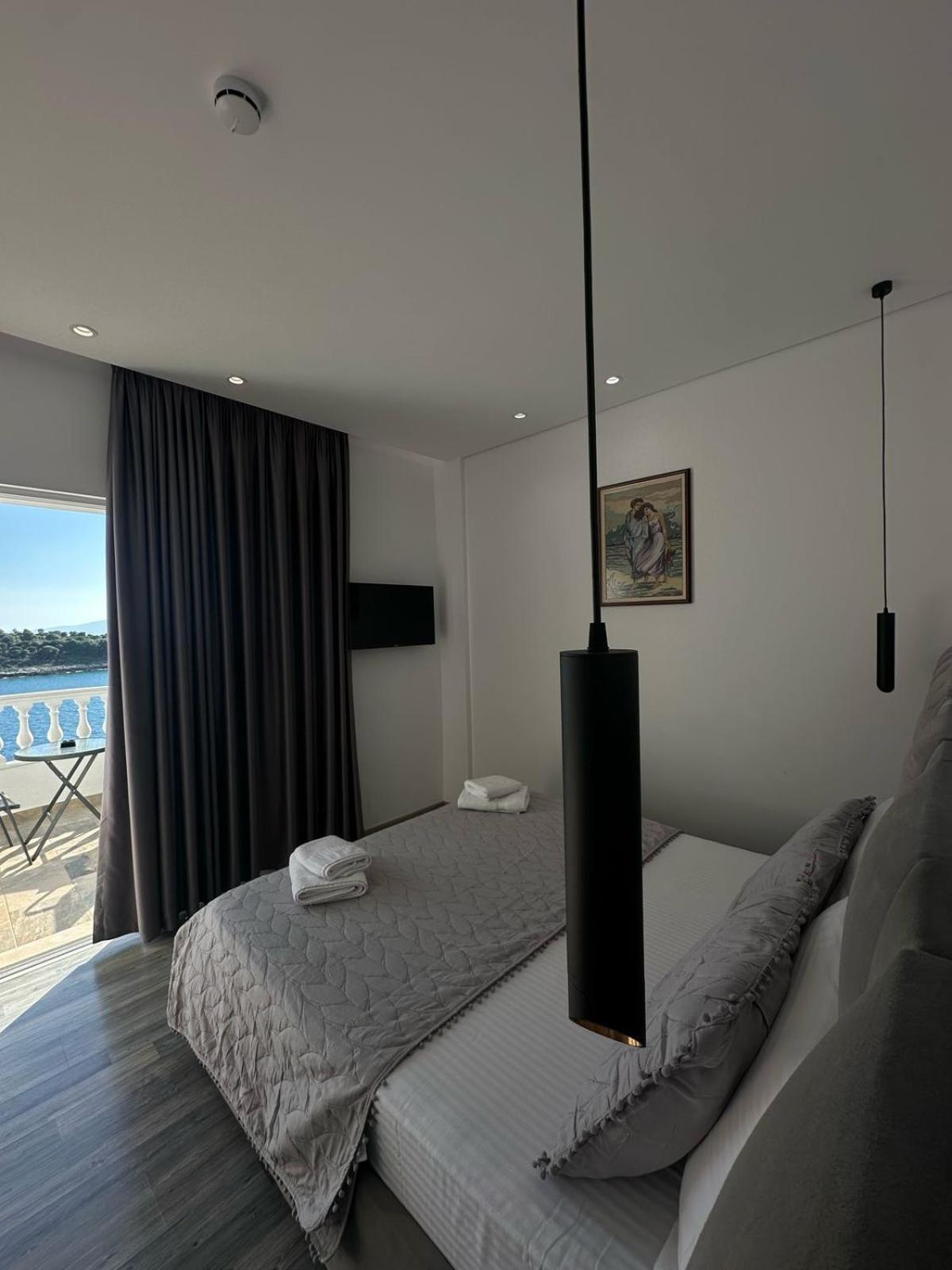 Luxury Villa Alisja Sarande With Private Beach Exterior foto